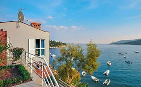 Apartment Milevoj - Rac142 By Interhome
